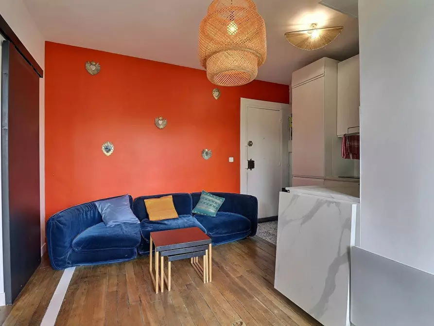 Immagine 1 di Appartamento in affitto  in Boulevard de Ménilmontant a Paris