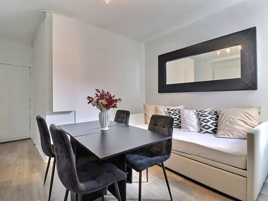 Immagine 3 di Appartamento in affitto  in Rue des Bernardins a Paris 05