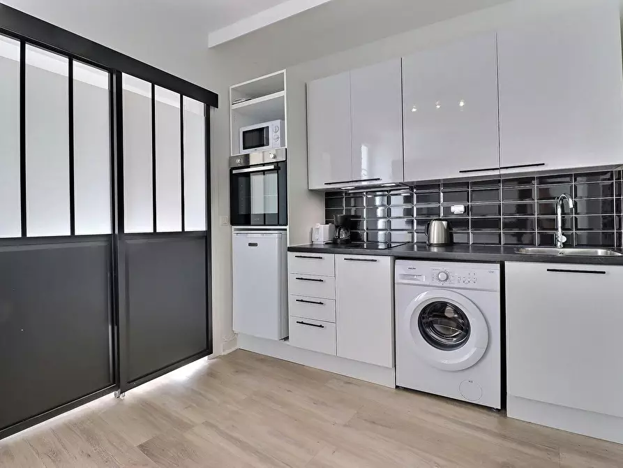 Immagine 8 di Appartamento in affitto  in Rue des Bernardins a Paris 05