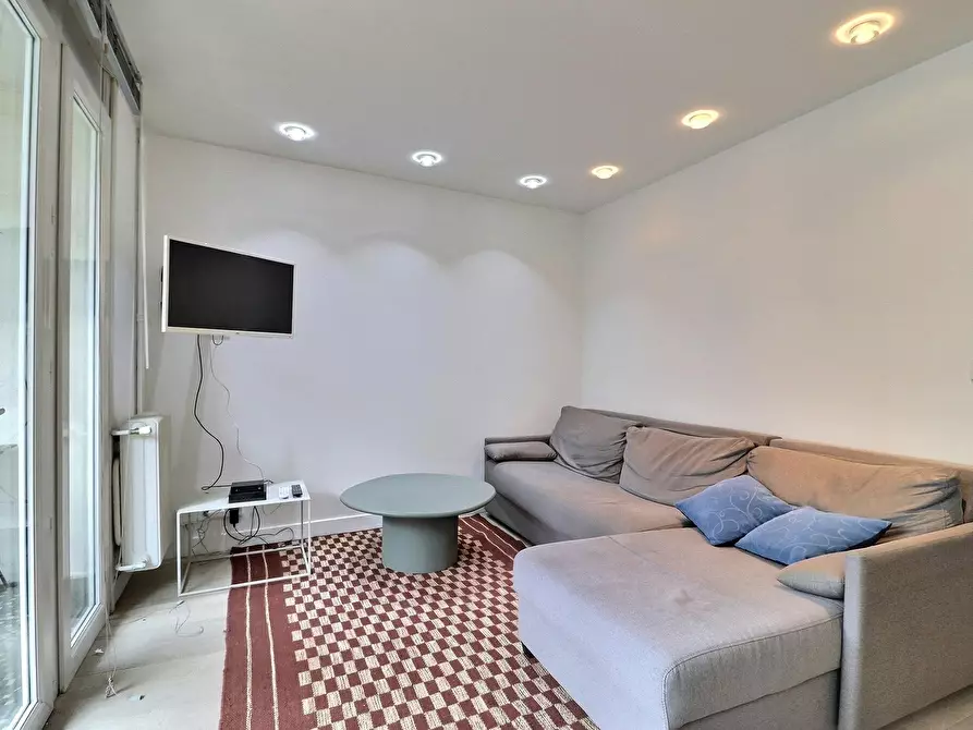 Immagine 4 di Appartamento in affitto  in Avenue Philippe Auguste a Paris
