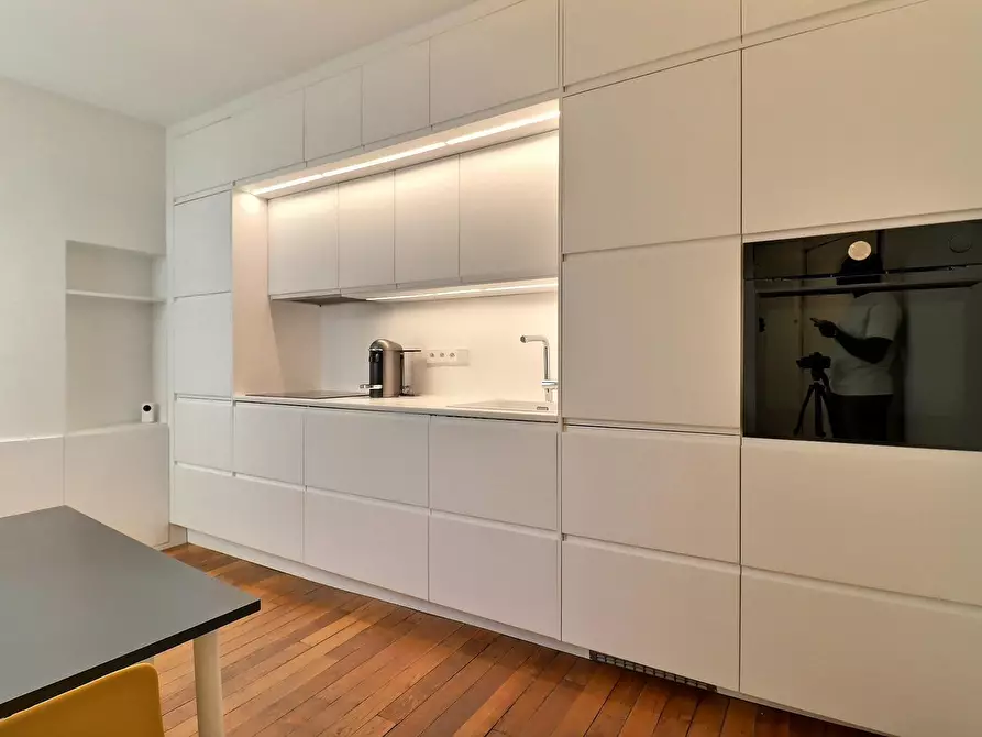 Immagine 8 di Appartamento in affitto  in Rue Croix des Petits Champs a Paris