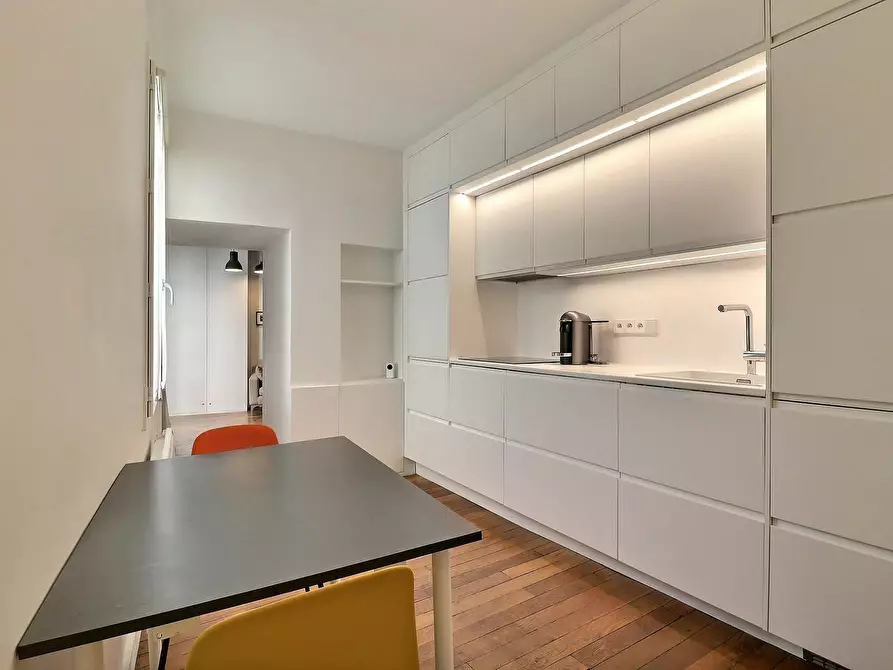 Immagine 10 di Appartamento in affitto  in Rue Croix des Petits Champs a Paris