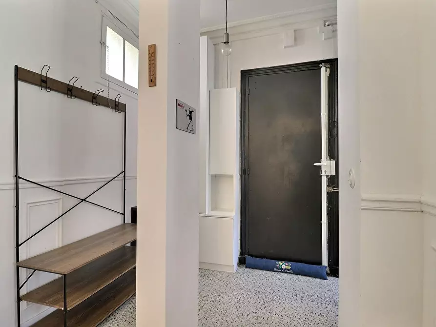 Immagine 9 di Appartamento in affitto  in Rue Mariotte a Paris 17