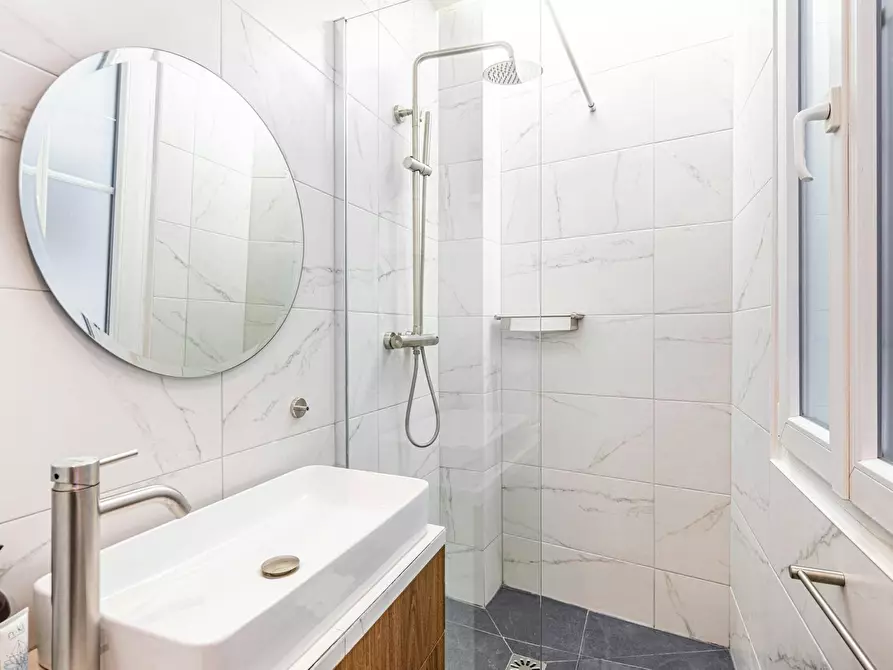 Immagine 4 di Appartamento in affitto  in Rue des Ursulines a Paris 05