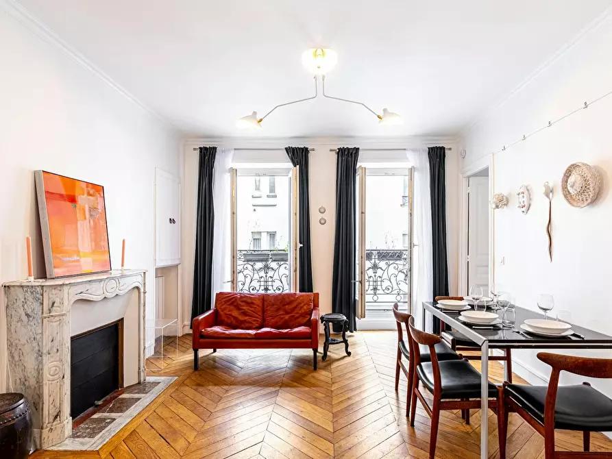 Immagine 1 di Appartamento in affitto  in Rue des Ursulines a Paris 05