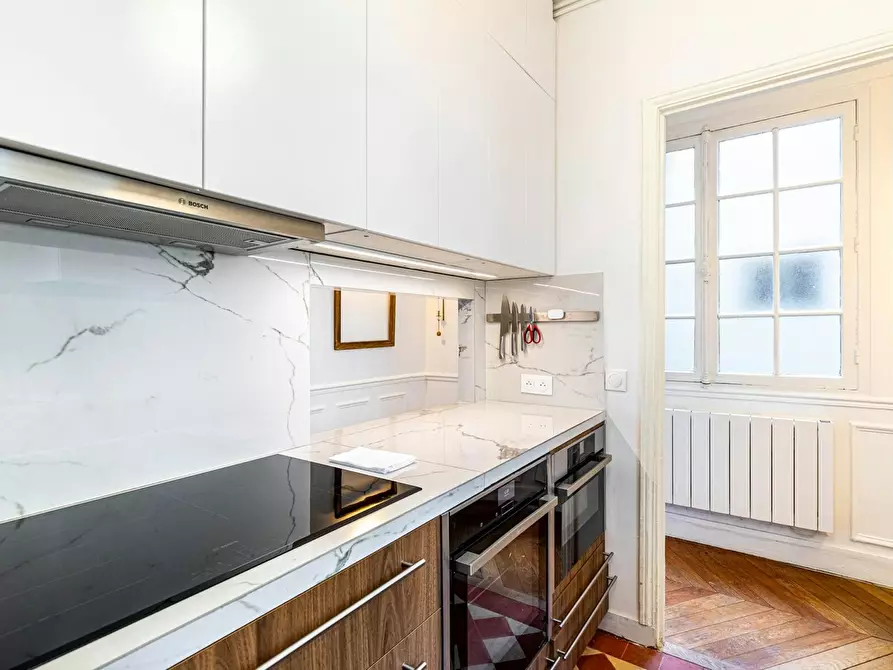 Immagine 9 di Appartamento in affitto  in Rue des Ursulines a Paris 05