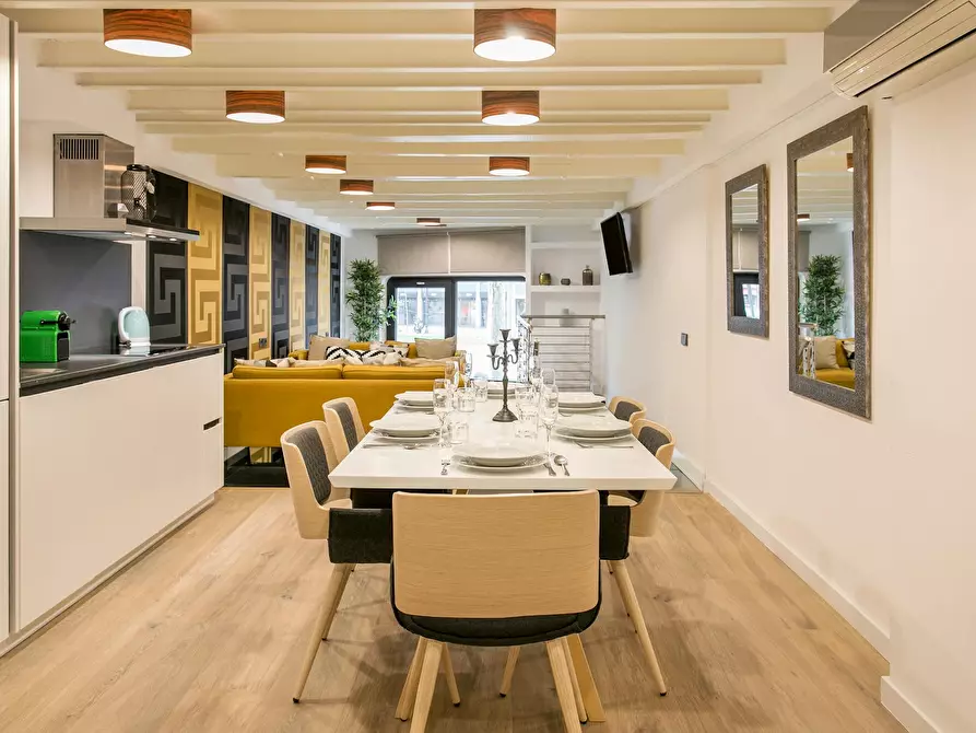 Immagine 6 di Appartamento in affitto  in Avinguda Diagonal a Barcelona