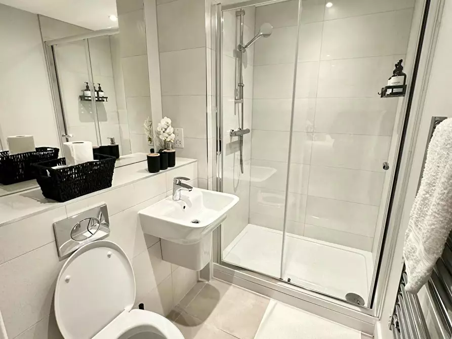 Immagine 4 di Appartamento in affitto  in Oldfield Road a 