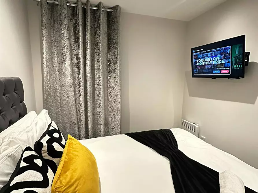 Immagine 6 di Appartamento in affitto  in Oldfield Road a 