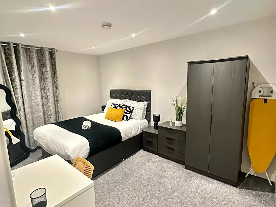 Immagine 2 di Appartamento in affitto  in Oldfield Road a 