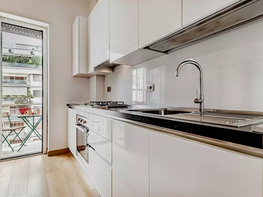 Immagine 7 di Appartamento in affitto  in Via del Gelsomino a Roma