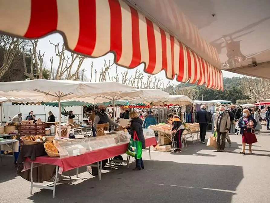 Immagine 8 di Appartamento in affitto  in Rue Justine Favart a Villeneuve-lès-Avignon