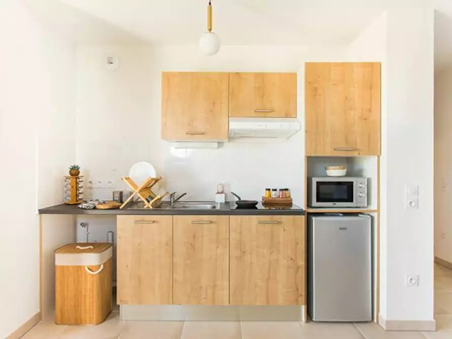 Immagine 4 di Appartamento in affitto  in Rue Justine Favart a Villeneuve-lès-Avignon