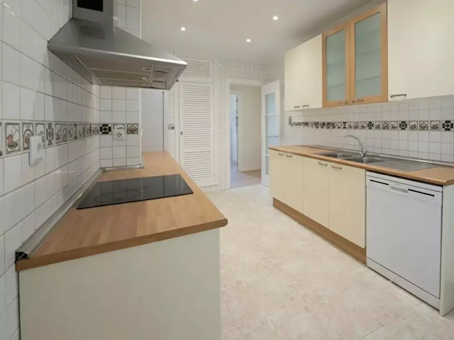 Immagine 9 di Camera in affitto  in Calle de las Mártires Concepcionistas a Madrid