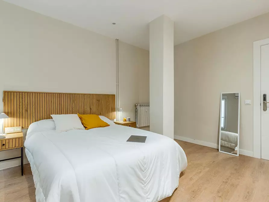 Immagine 2 di Camera in affitto  in Calle de las Mártires Concepcionistas a Madrid