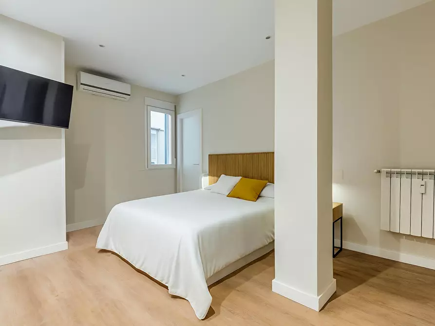 Immagine 1 di Camera in affitto  in Calle de las Mártires Concepcionistas a Madrid