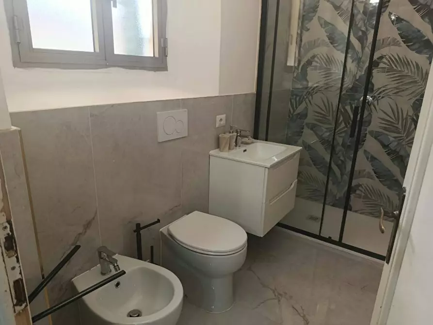 Immagine 3 di Camera condivisa in affitto  in Via Francesco Calzolari a Firenze