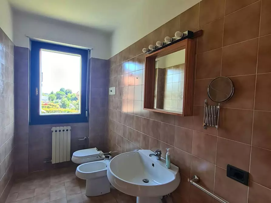 Immagine 5 di Camera condivisa in affitto  in Passaggio IV Novembre a Ardesio