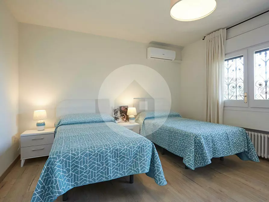 Immagine 1 di Camera condivisa in affitto  in Carrer de Sant Pere Claver a Barcelona