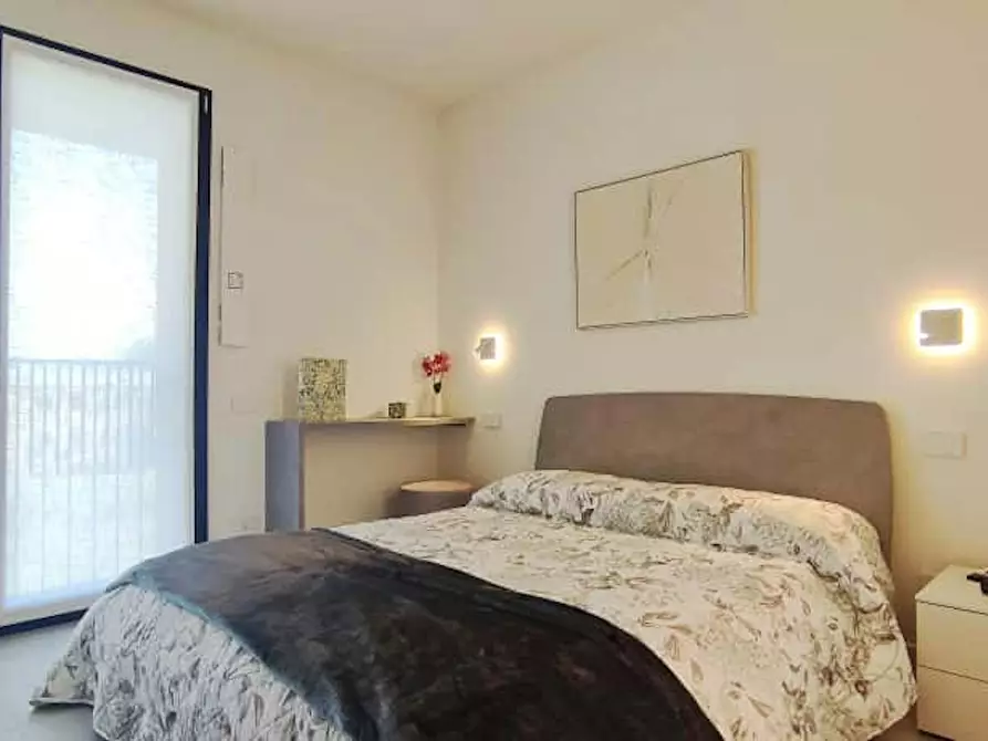 Immagine 1 di Camera in affitto  in Via Cefalonia a Milano