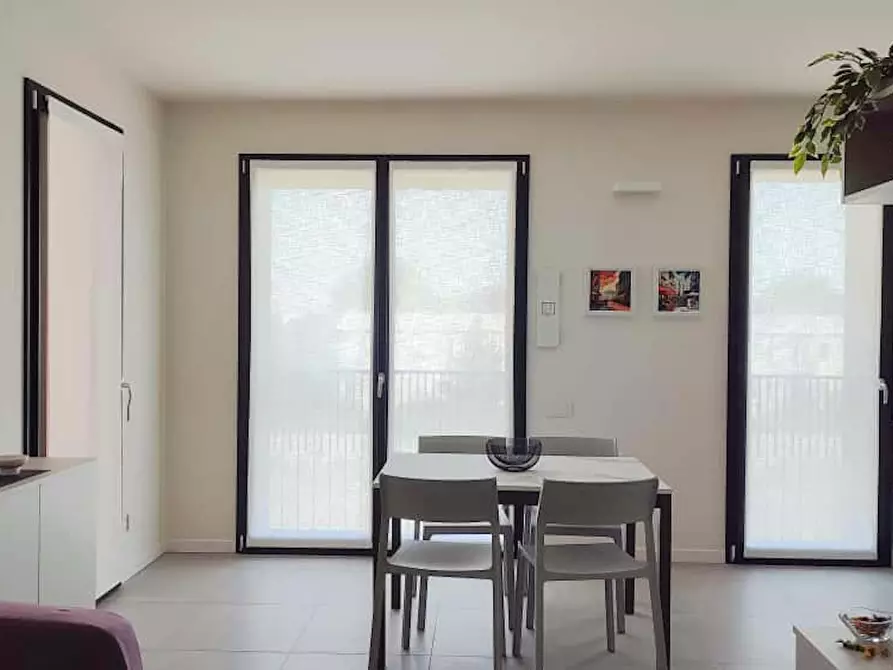 Immagine 10 di Camera in affitto  in Via Cefalonia a Milano