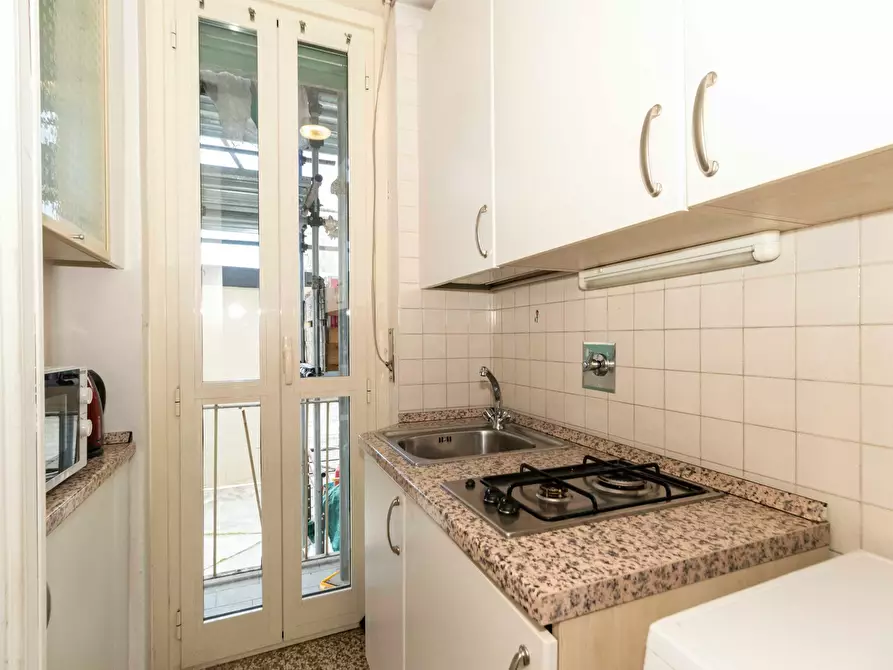 Immagine 6 di Appartamento in affitto  in Via Gubbio a Torino