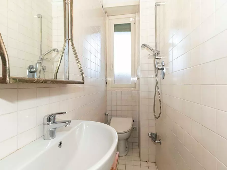 Immagine 9 di Appartamento in affitto  in Via Gubbio a Torino