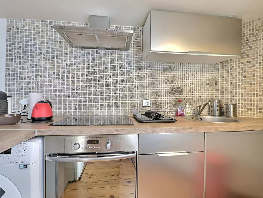 Immagine 9 di Appartamento in affitto  in Rue du Pont aux Choux a Paris 03