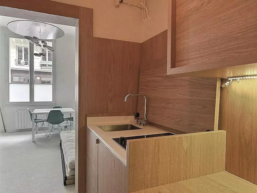 Immagine 8 di Appartamento in affitto  in Rue Treilhard a Paris 08