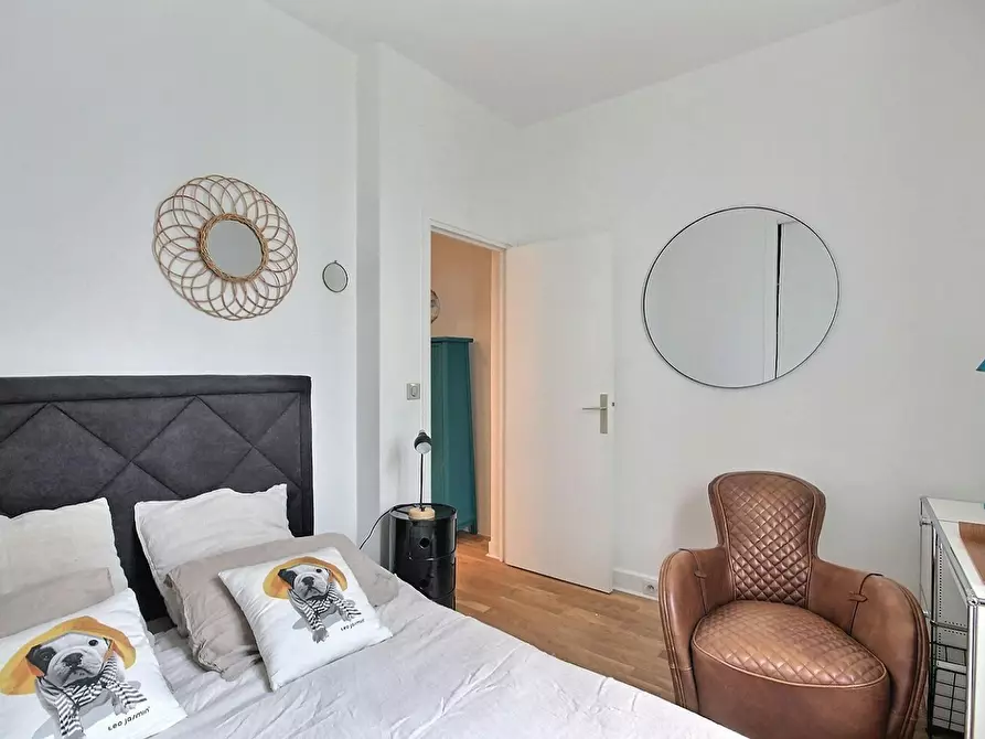 Immagine 10 di Appartamento in affitto  in Rue Treilhard a Paris 08