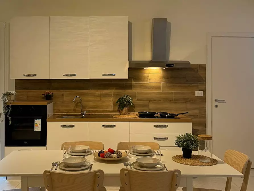 Immagine 8 di Camera in affitto  in Via Francesco Todaro a Bologna