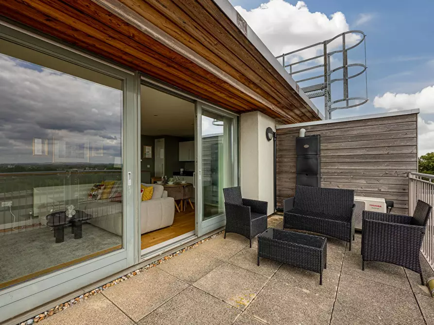 Immagine 6 di Casa indipendente in affitto  in Castle Lane a Bedford