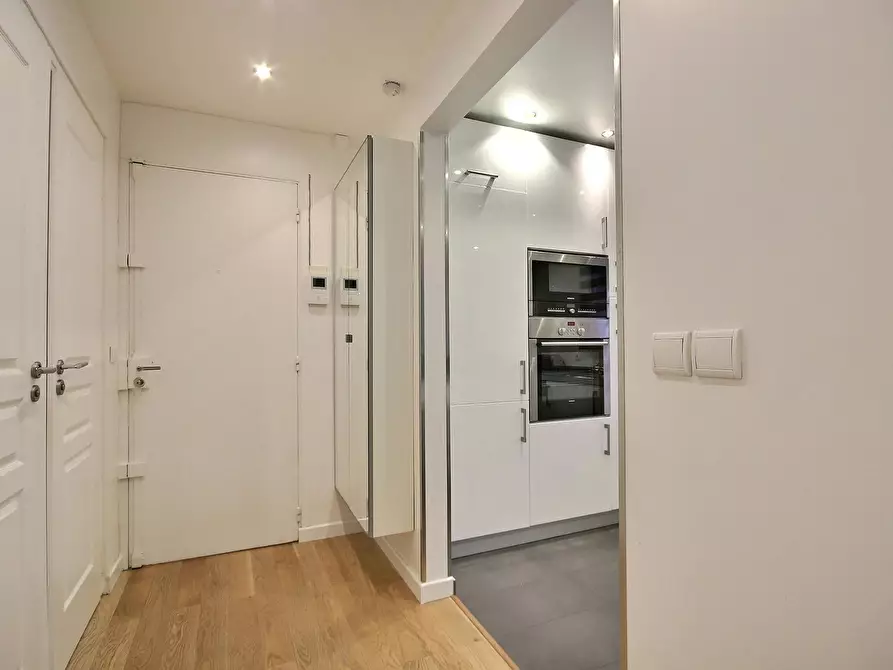 Immagine 3 di Appartamento in affitto  in Rue George Sand a Paris 16