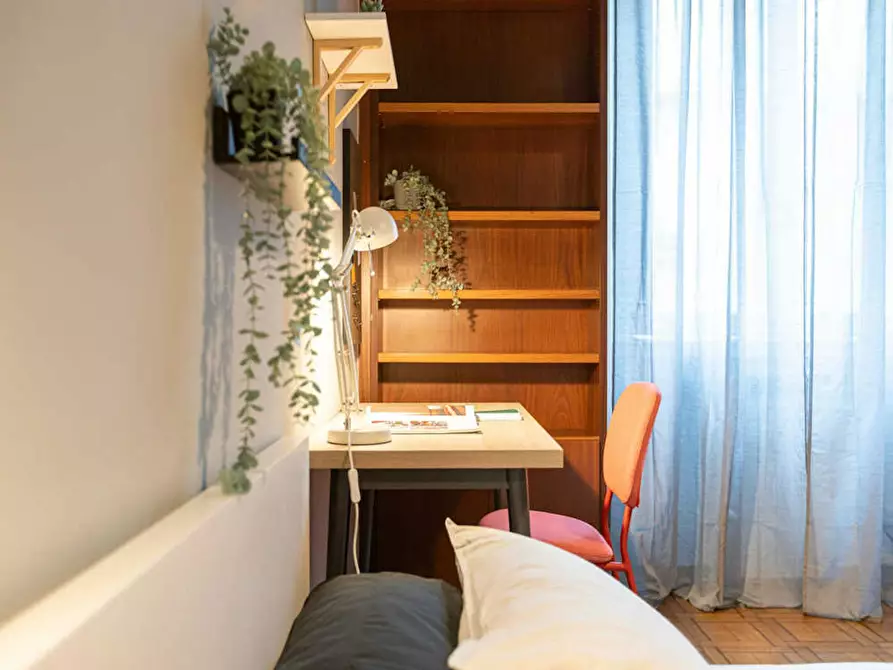 Immagine 8 di Camera in affitto  in Viale Emilio Caldara a Milano