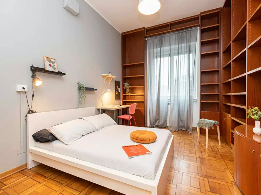 Immagine 4 di Camera in affitto  in Viale Emilio Caldara a Milano