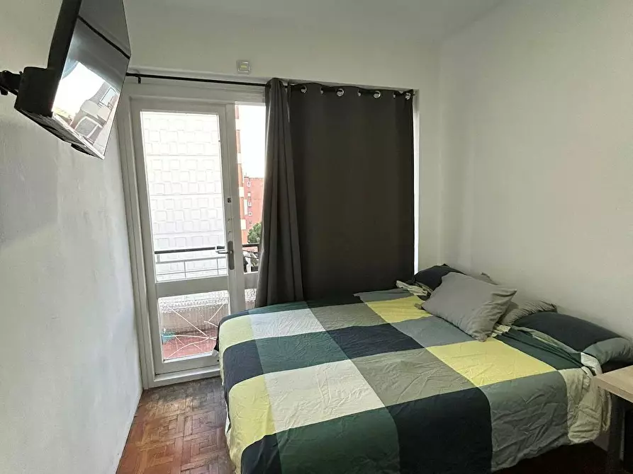 Immagine 1 di Camera in affitto  in Carrer de Benet Mateu a Barcelona