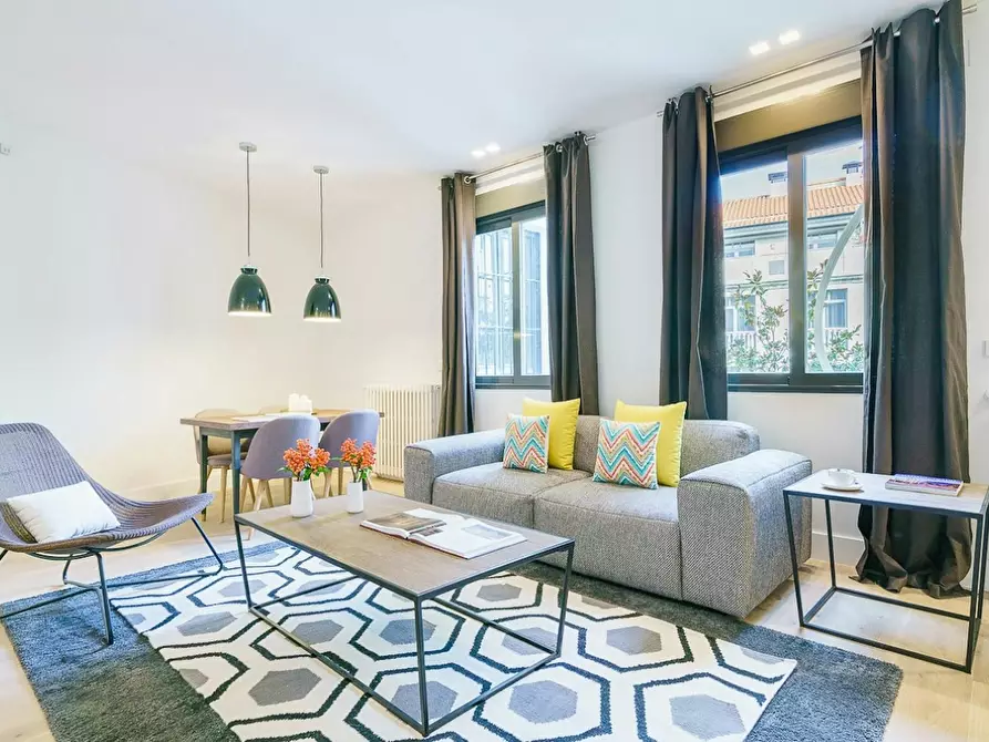 Immagine 2 di Appartamento in affitto  in Calle de Villanueva a Madrid