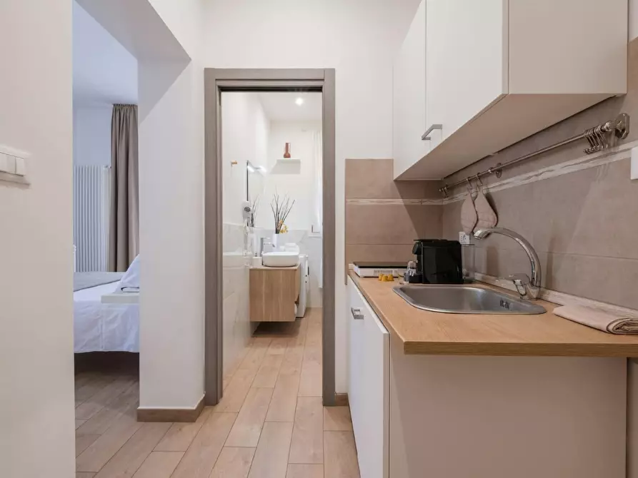 Immagine 10 di Appartamento in affitto  in Via de' Carracci a Bologna