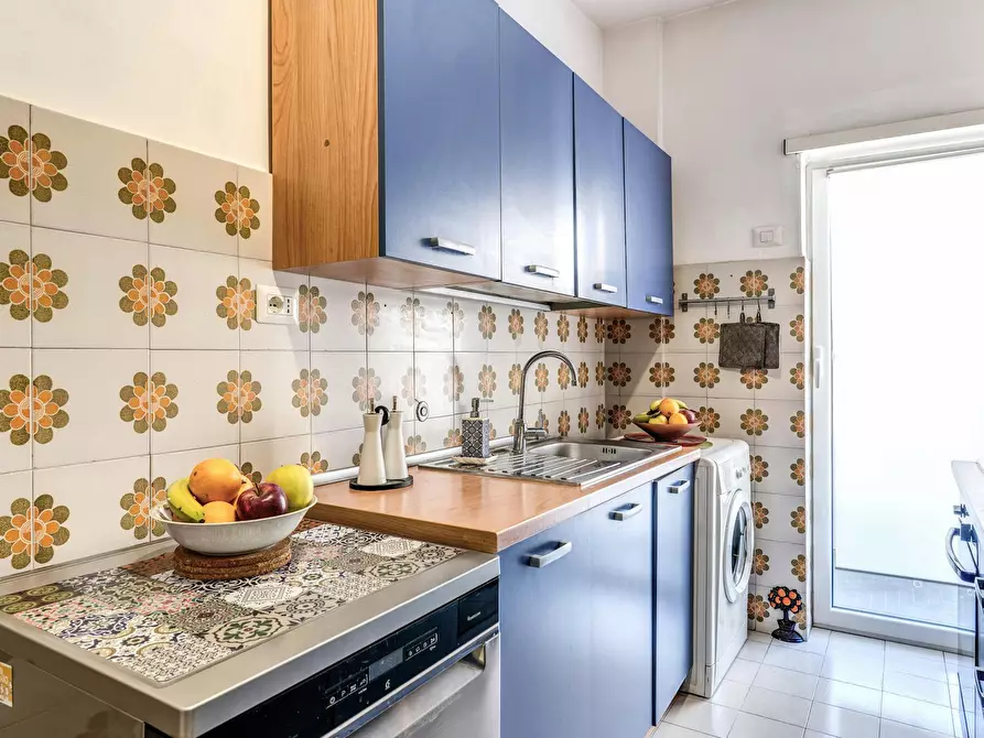 Immagine 9 di Appartamento in affitto  in Via della Moletta a Roma