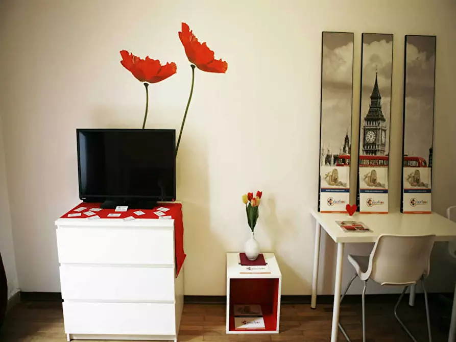 Immagine 8 di Camera in affitto  in Via Niccolò Paganini a Milano