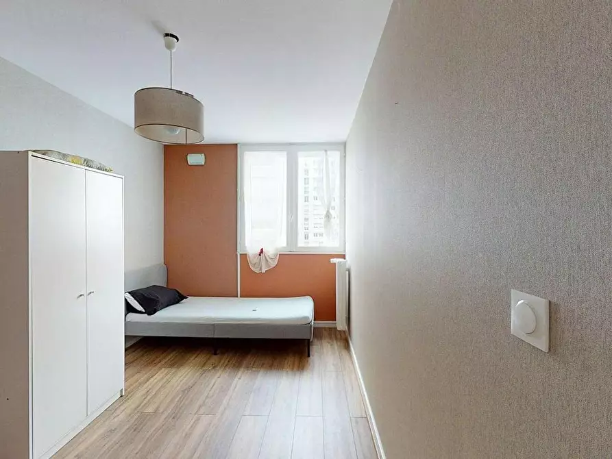 Immagine 1 di Camera in affitto  in Allée du Grand Mail a Saint-Pierre-des-Corps