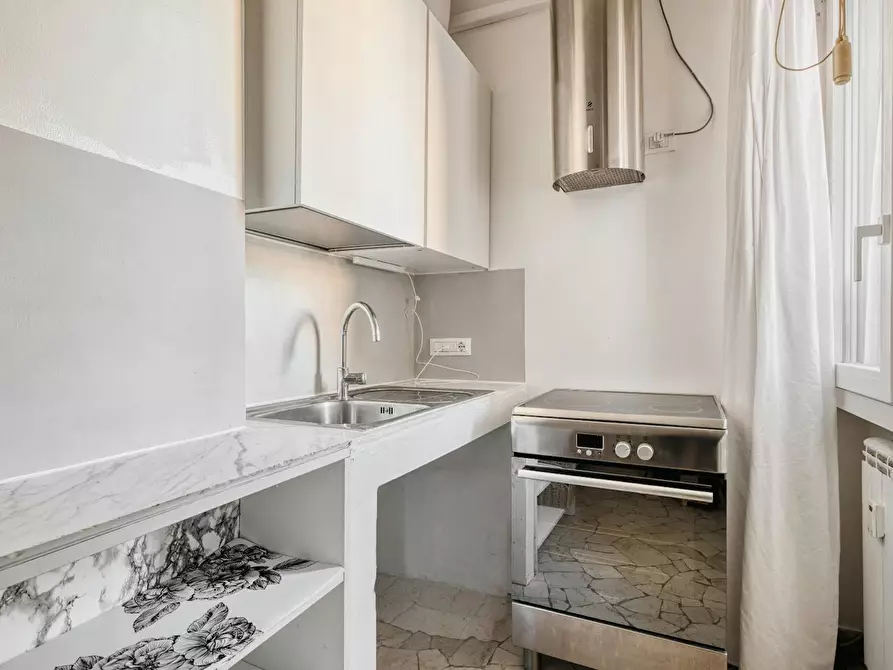 Immagine 6 di Appartamento in affitto  in Via Pellegrino Rossi a Milano