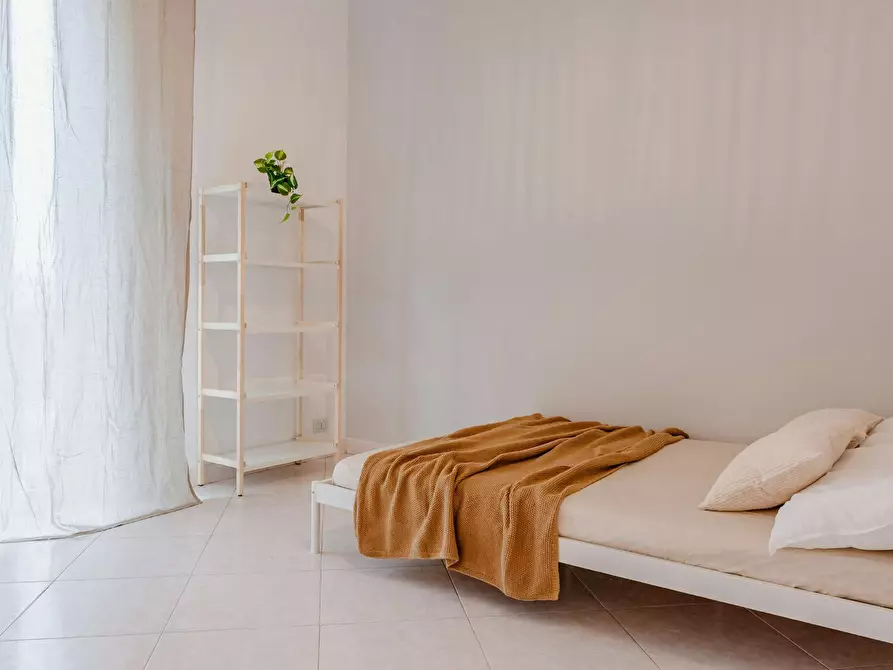 Immagine 1 di Camera in affitto  in Via Assietta a Milano