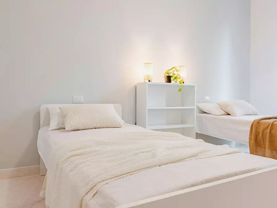 Immagine 1 di Camera condivisa in affitto  in Via Assietta a Milano