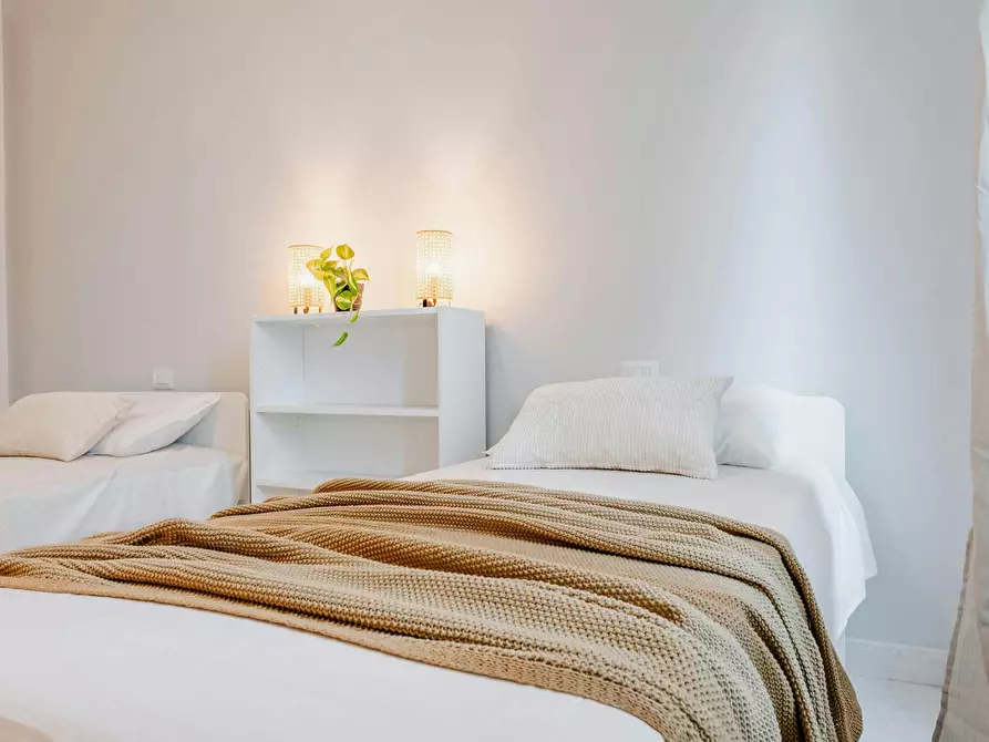 Immagine 9 di Camera condivisa in affitto  in Via Assietta a Milano