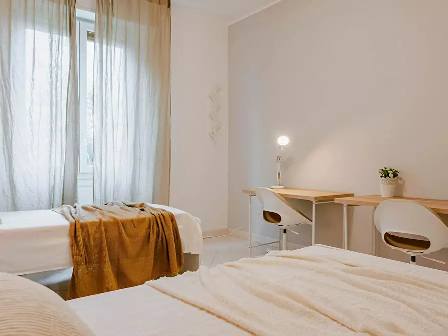 Immagine 4 di Camera condivisa in affitto  in Via Assietta a Milano