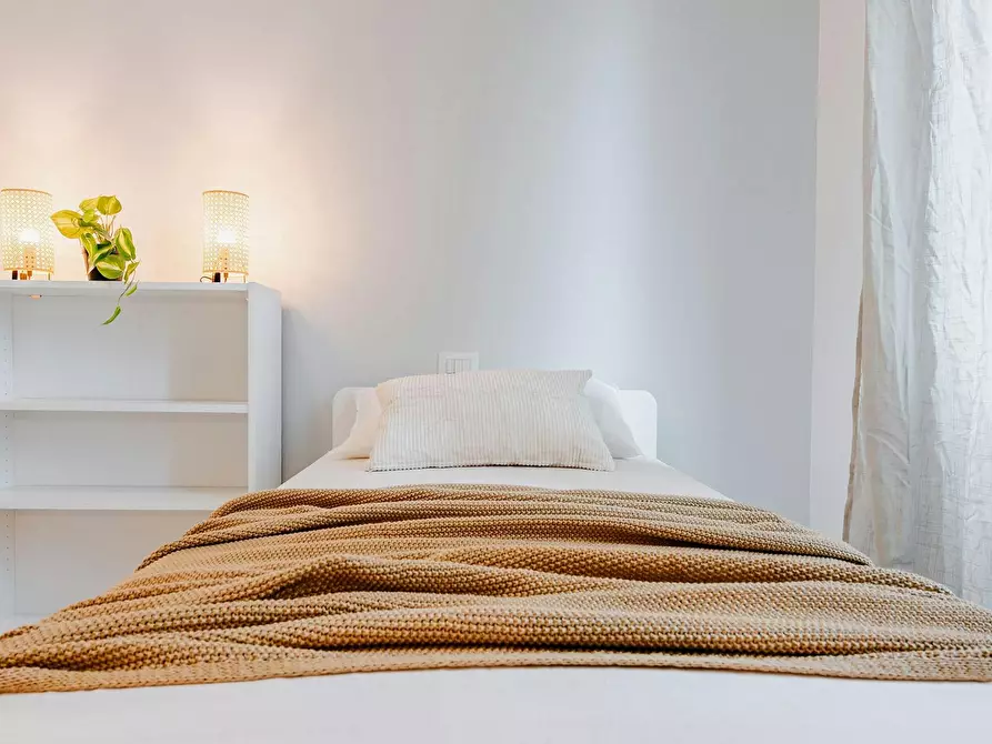 Immagine 2 di Camera condivisa in affitto  in Via Assietta a Milano