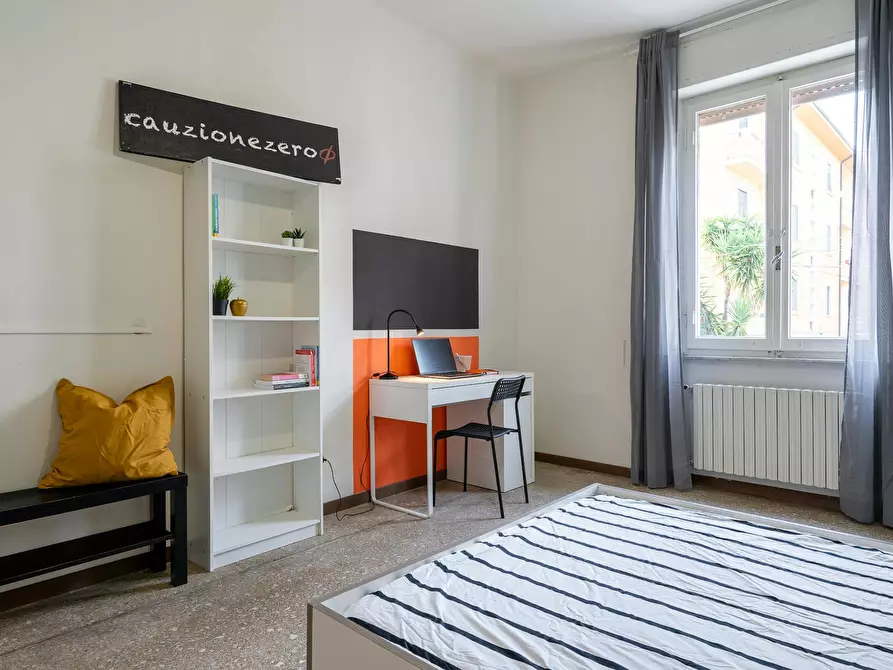 Immagine 3 di Camera in affitto  in Via Pasquale Galluppi a Pisa