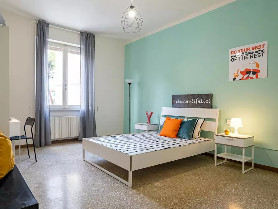 Immagine 1 di Camera in affitto  in Via Pasquale Galluppi a Pisa