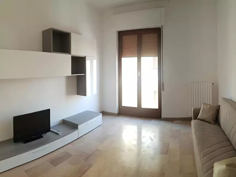 Immagine 5 di Camera in affitto  in Via Pietro Scrocco a Foggia